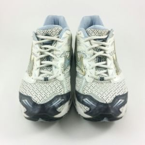 Mizuno X10 VS-1 Women Size 9